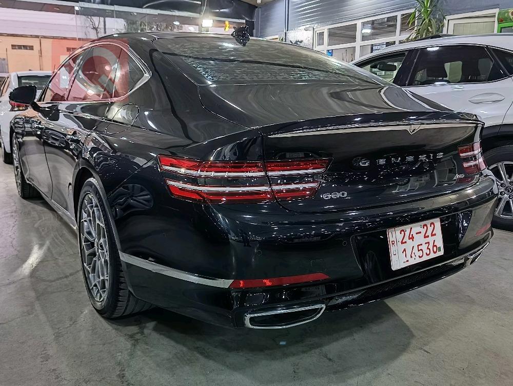 جێنسس G80